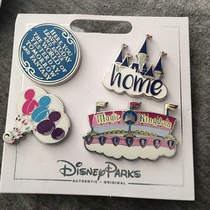 Disney Parks tradings Pins